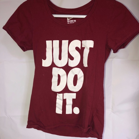 Nike T-shirt - Picture 1 of 3